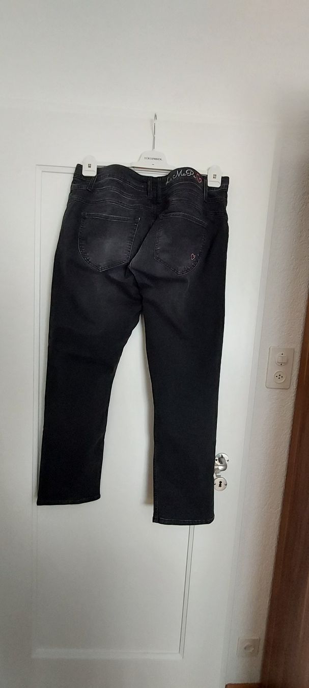 Jeans: Schicke LemapaJeans, Top Zustand, Grösse 48 – Usato da Ostermundigen venduto da Chrigu1957 1