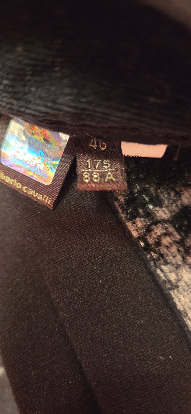 Roberto Cavalli Hosen: Hose ROBERTO CAVALLI Gr.40 NEU – Neu und originalverpackt aus Wettswil von doe_x6nz 7
