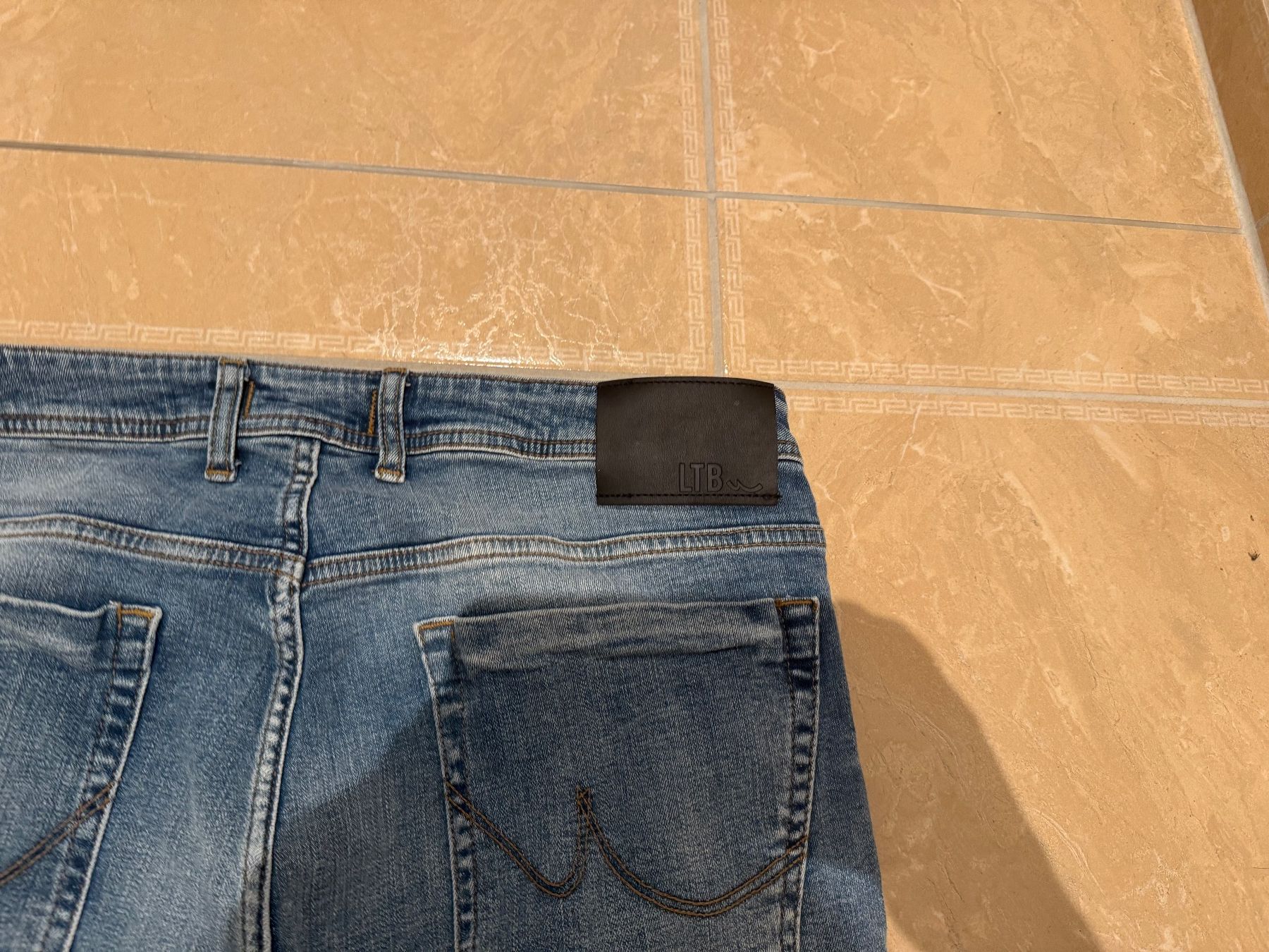 Jeans: LTB coolste Herren Boot Cut Jeans, 38/34 – Gebraucht aus Klingnau von Markus14 5