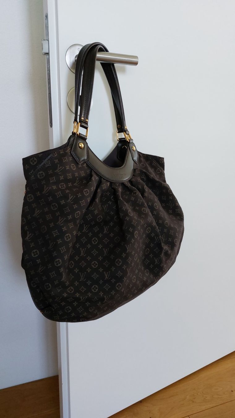 Louis Vuitton Borse da donna: Louis Vuitton Tasche – Nuovo (secondo la descrizione) da planken venduto da k.schafhauser