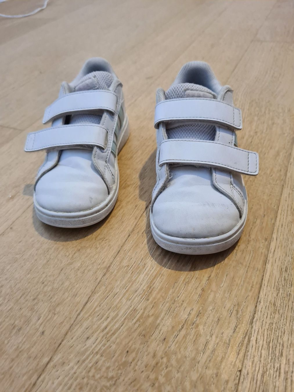 Adidas Scarpe per ragazzi: Baskets Adidas Taille 26 – Usato da Carouge GE venduto da Gasco 2