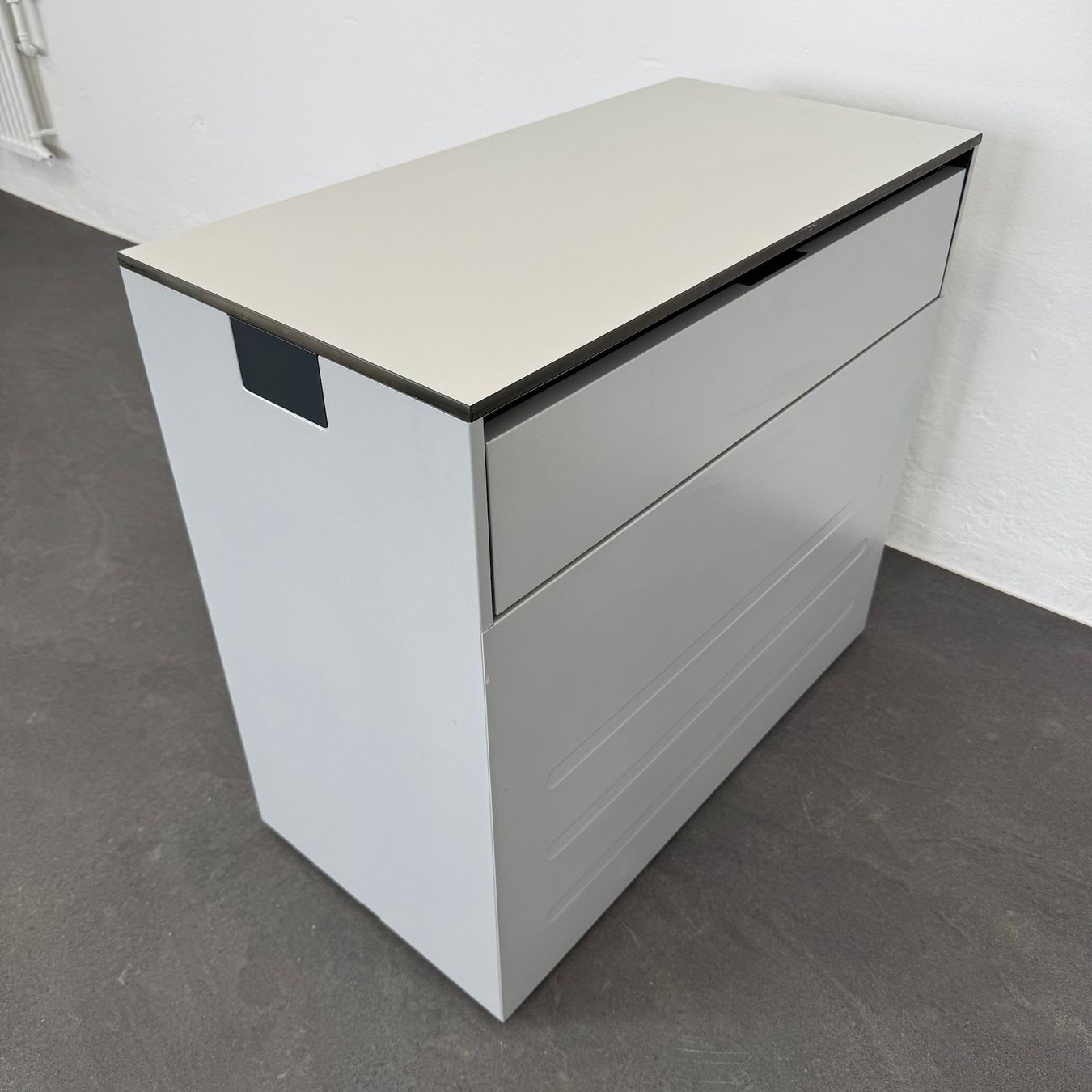 Lista Armadi: Lista Office LO Qub Modul-Sideboard 2-OH 800mm - – Usato da Schönenwerd venduto da mcofficeshop 6