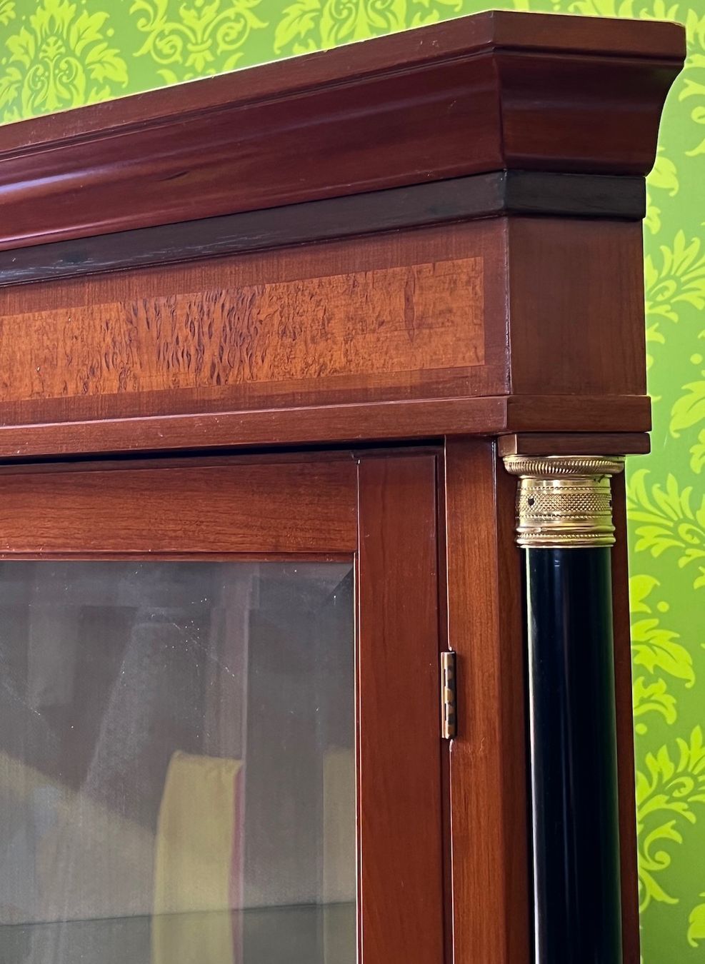 Vetrine: Biedermeier Eckvitrine Eckschrank Vitrine Barock SELVA – Usato da Gemünden venduto da GEUENWALD 2