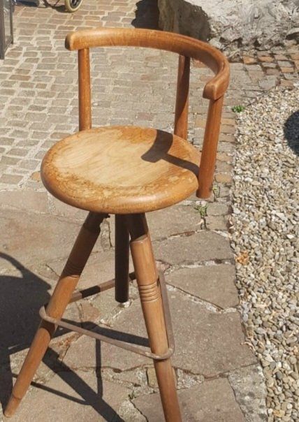 Chaises hautes: alter Kinder-Hochstuhl /Coiffeur) – D'occasion à Ehrendingen par fesch05 1