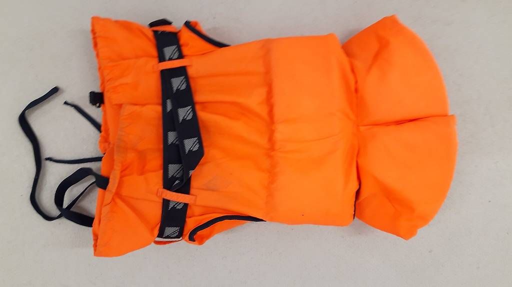 Giubbotti di salvataggio: ALLPA Kinder Feststoff-Rettungsweste – Usato da Malters venduto da wobbler2015 1