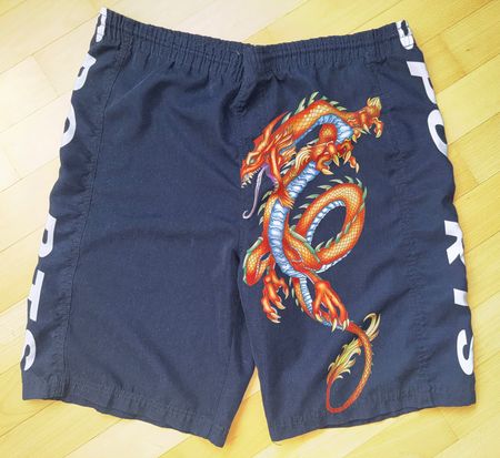 Shorts mit Drachenmotiv, Dunkelblau, Grösse M, kurz, Sport