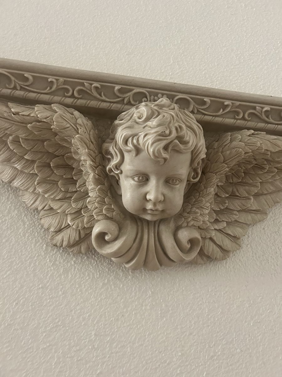 Tutte le decorazioni: Wandkonsole Engel Barock       – Usato da Hinterkappelen venduto da Seelefluegeli 1