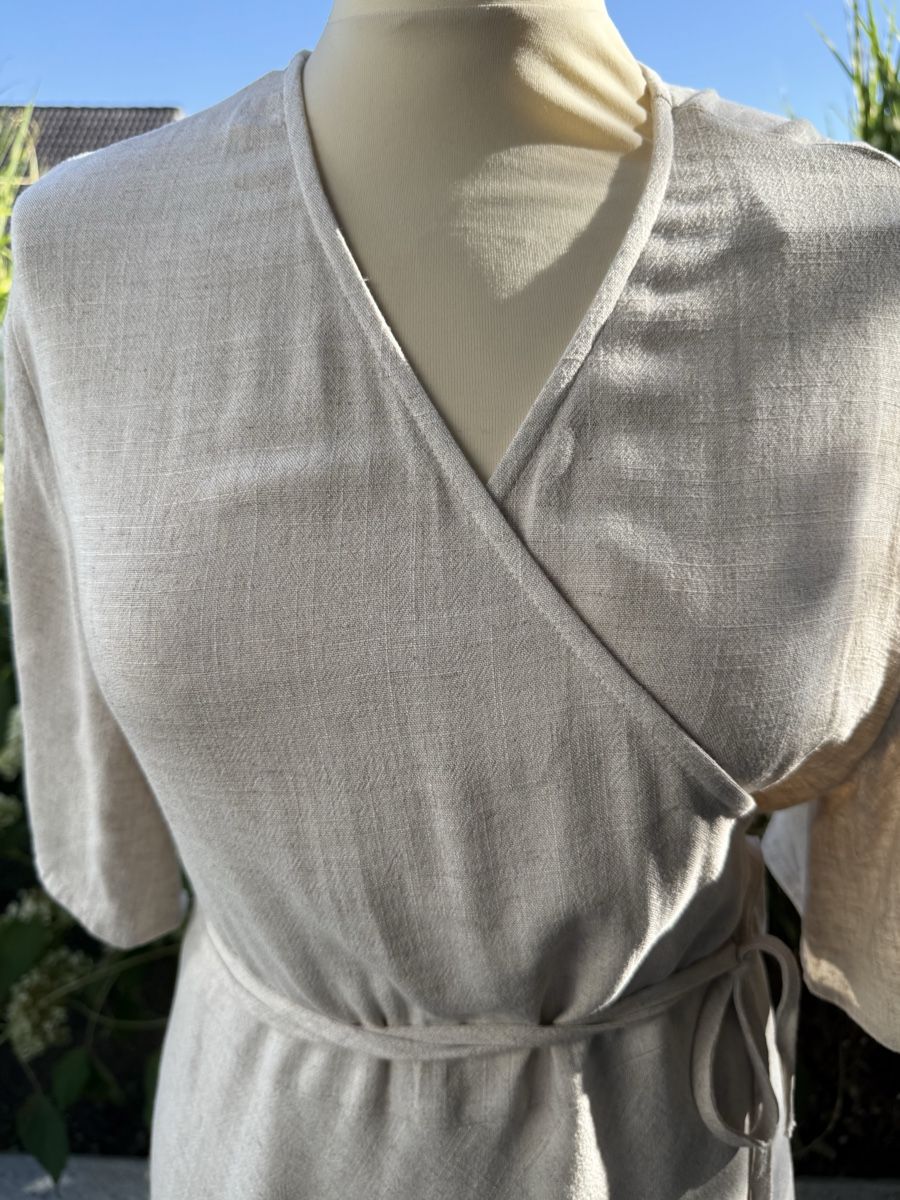Weekday Vestiti: Wickelkleid, Weekday, Grösse S, neu – Nuovo e nell'imballaggio originale da Anglikon venduto da Haraldinho 1