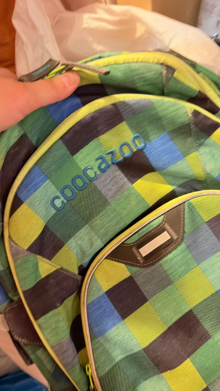 Rucksäcke: • Rucksack / Schulrucksack • – Defekt aus Basel von mendoza13 1