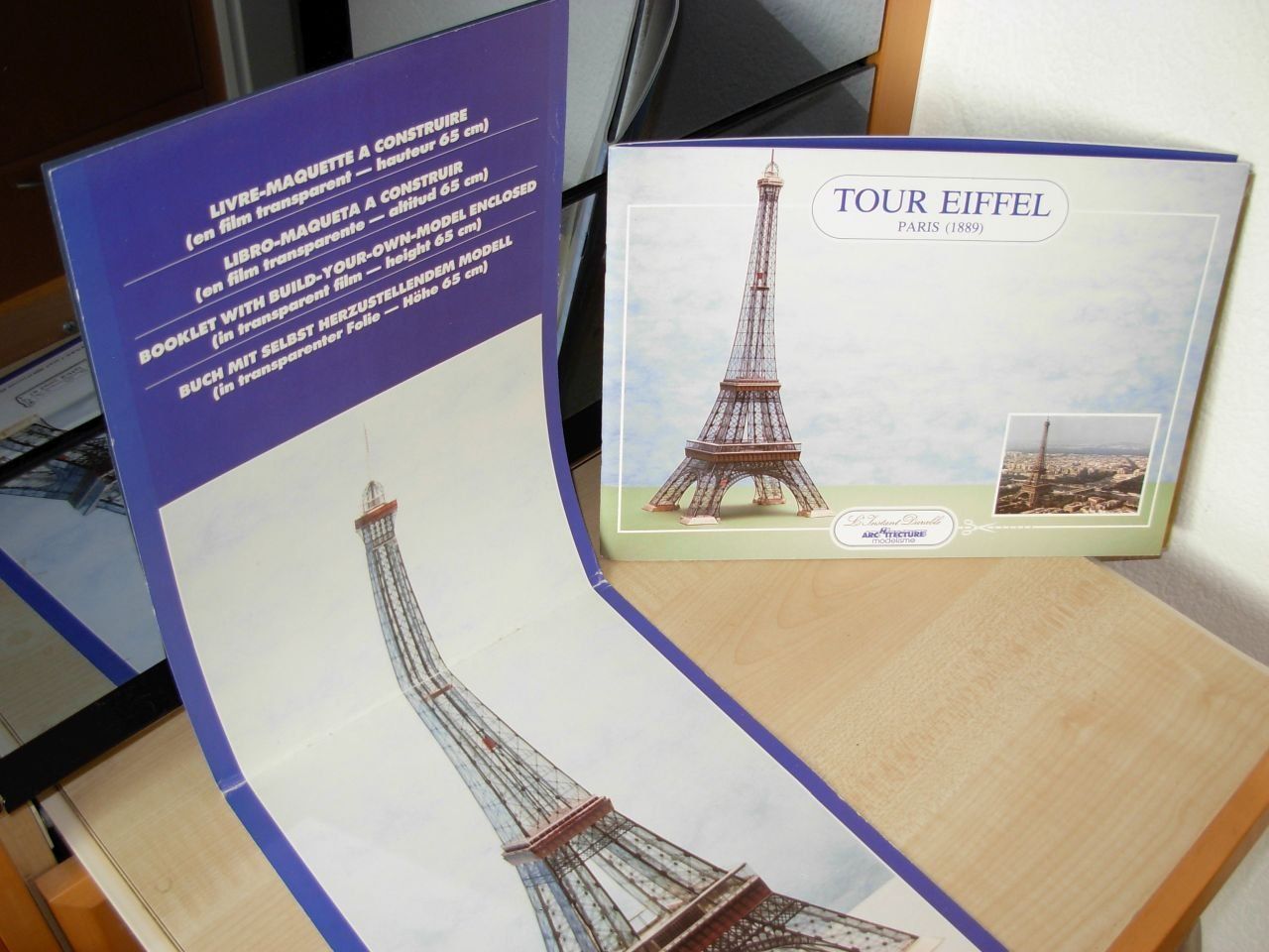 Kit bricolage: Eiffelturm von Paris, Modellbaubogen – Nuovo (secondo la descrizione) da Oberrieden venduto da Hobbyschiff