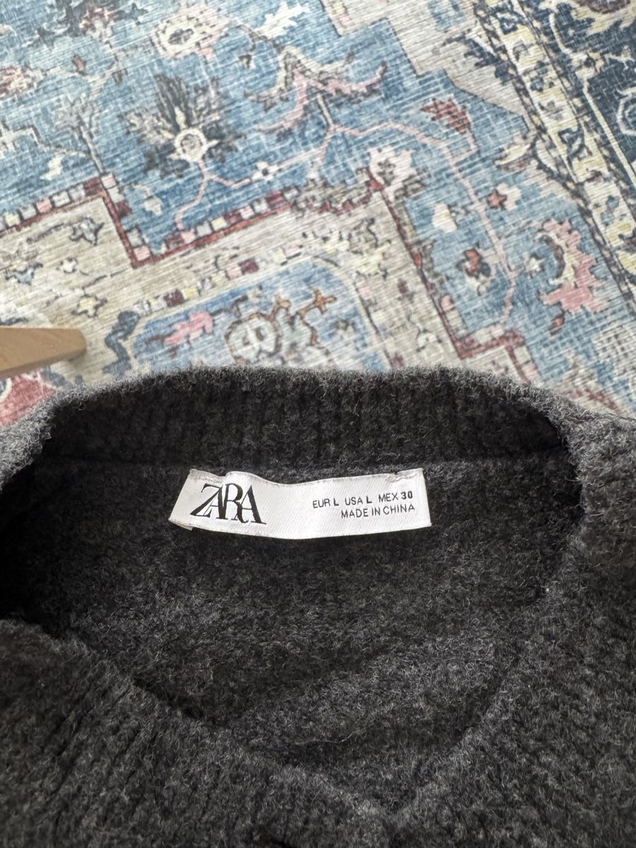 Zara Pullover & Sweatshirts: Grauer cardigan – Gebraucht aus Bottighofen von mlj_5dlb 1