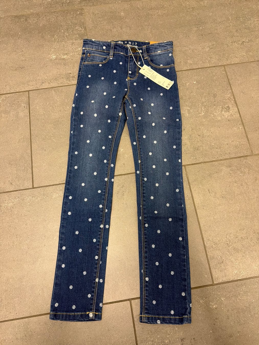 Esprit Pantaloni: Neur Jeans von Esprit – Nuovo e nell'imballaggio originale da Steffisburg venduto da elle013