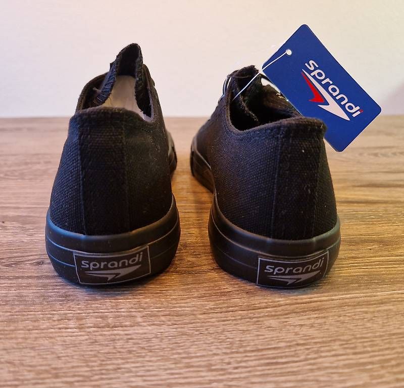 Scarpe da uomo: Neu Sneaker Gr. 35 – Nuovo (secondo la descrizione) da Spiez venduto da tweety033 3