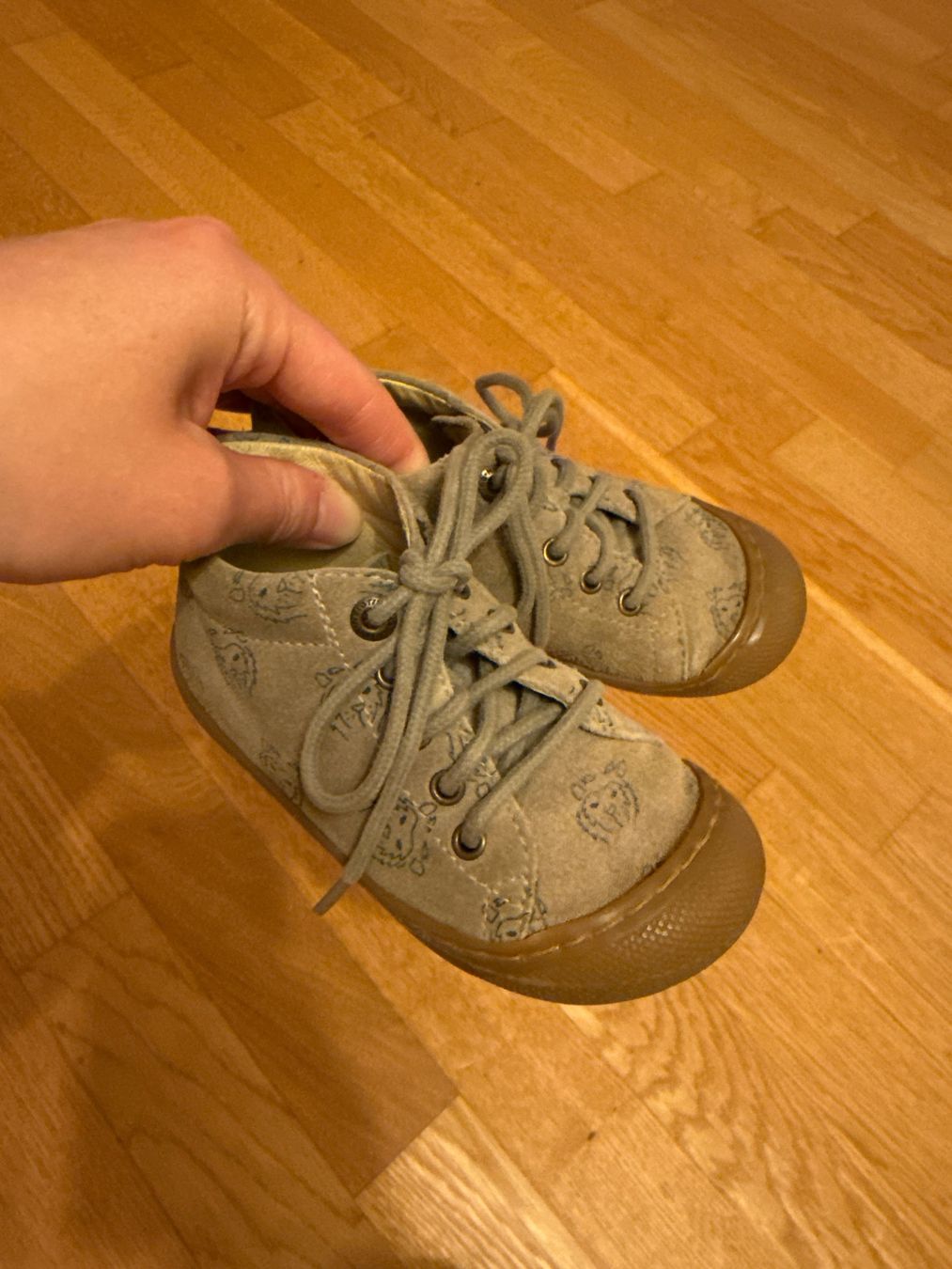 Naturino Scarpe per ragazzi: Naturino Gr 23 – Usato da Bremgarten AG venduto da delilah12 1