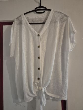 Top, weiss mit Knöpfen, Grösse L