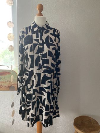 schönes Kleid Gr. 42
