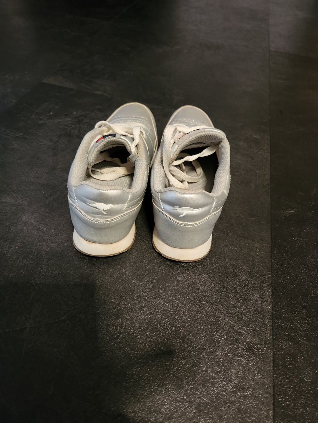 Scarpe da donna: KangaROOS Schuhe Gr. 37 Silber – Usato da Oftringen venduto da Leleni 1