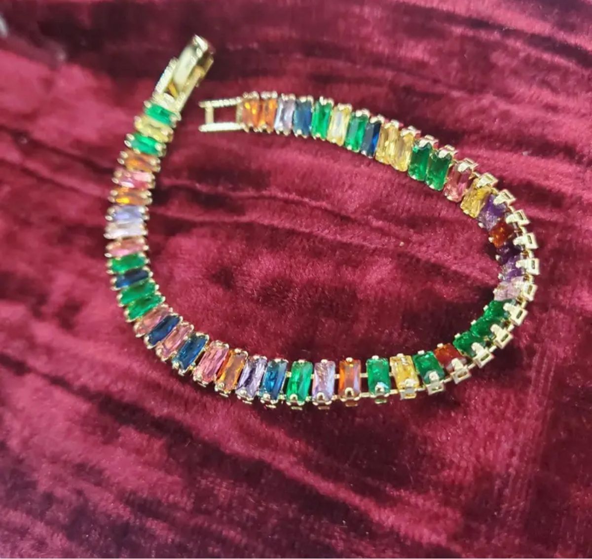Bracciali & Braccialetti: Regenbogen Kristall Armband, 18k vergoldet – Nuovo e nell'imballaggio originale da Oberentfelden venduto da ana_s526