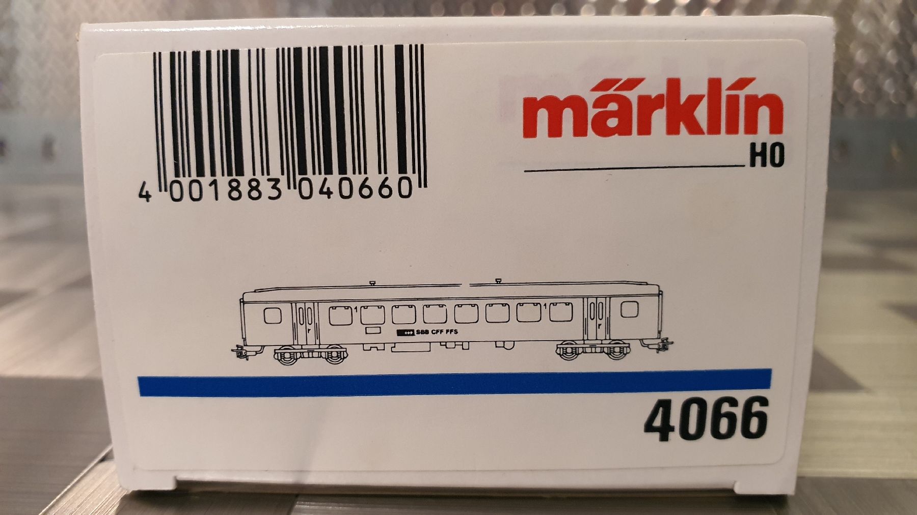 Märklin Modelleisenbahnen: MÄRKLIN 4066 PERSONENWAGEN  – Gebraucht aus Männedorf von Modellbau-wyss 4