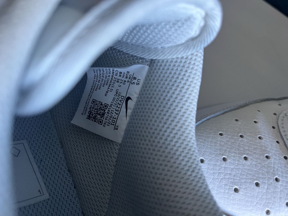 Nike Scarpe da donna: Nike air force one gr 40 – Usato da Luzern venduto da Mangolina 3