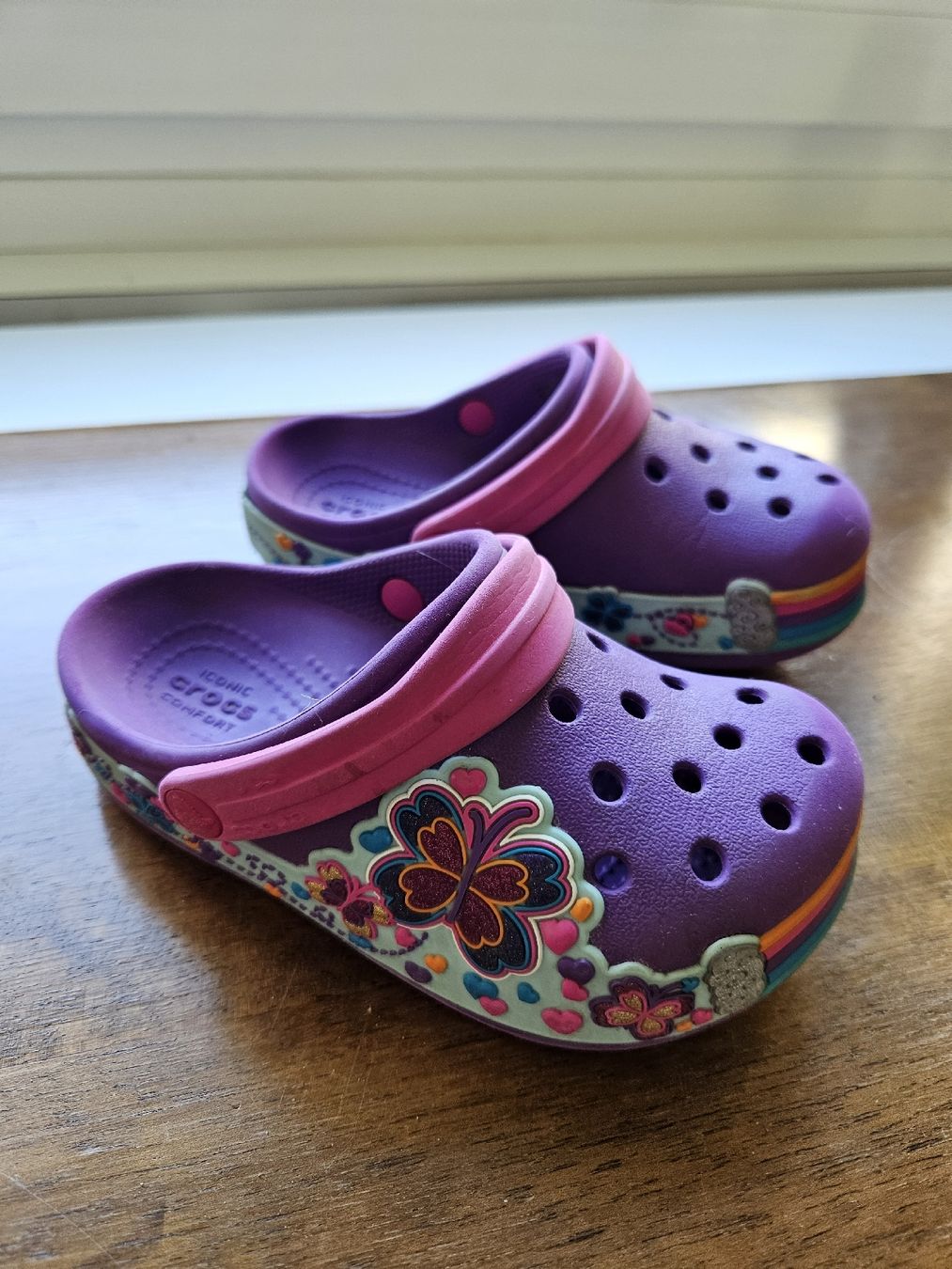 Crocs Scarpe per ragazze: Crocs Finken 25-26 – Usato da Regensdorf venduto da c_est_la_vivie