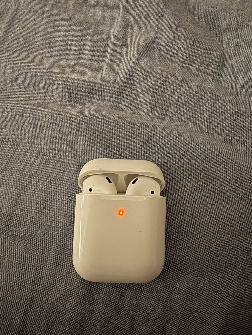 Kopfhörer: Unechte Apple Airpods – Defekt aus Möhlin von dth_5mw9 1