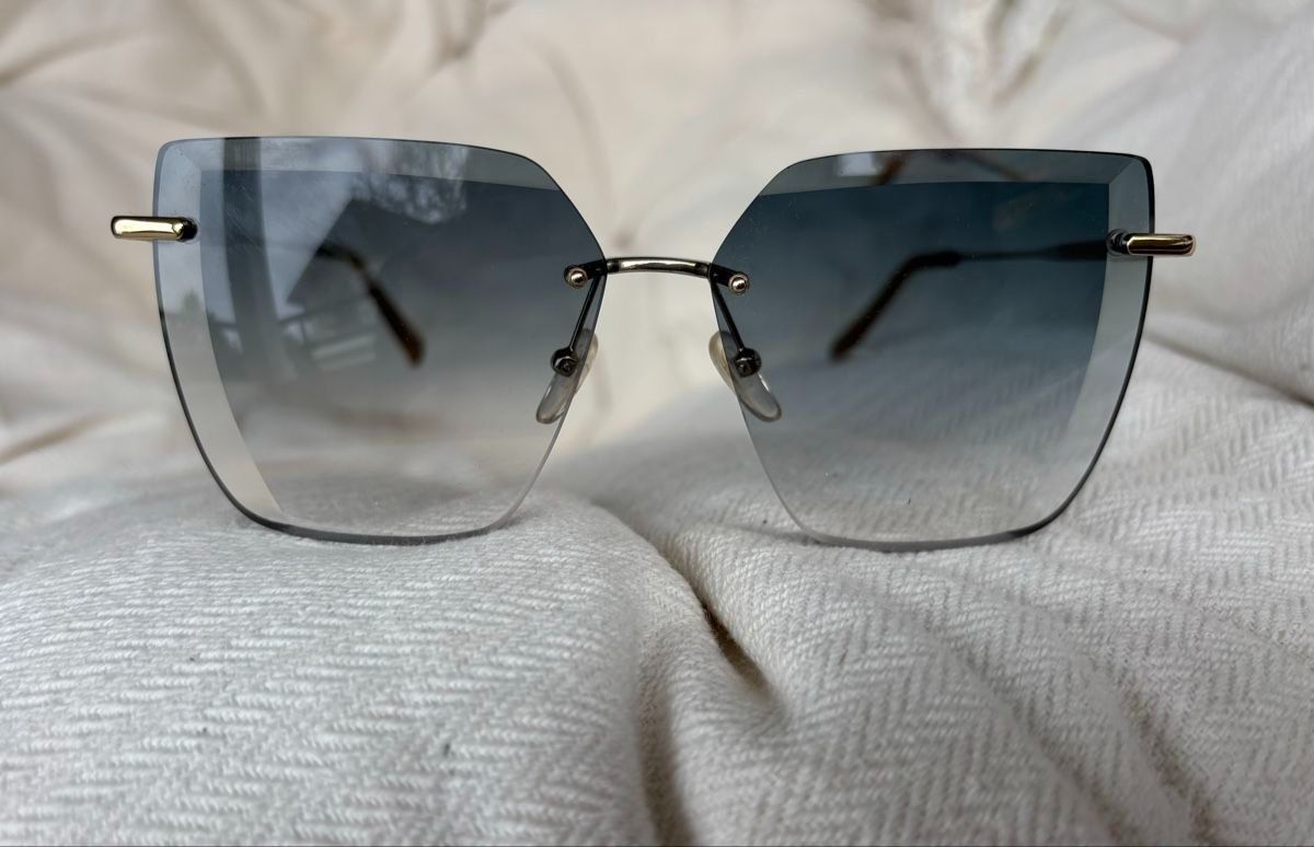 Longchamp Lunettes & Verres: Original LONGCHAMP Sonnenbrille Gradient Lens  🕶️ – D'occasion à Birmensdorf ZH par CAS-ZRH