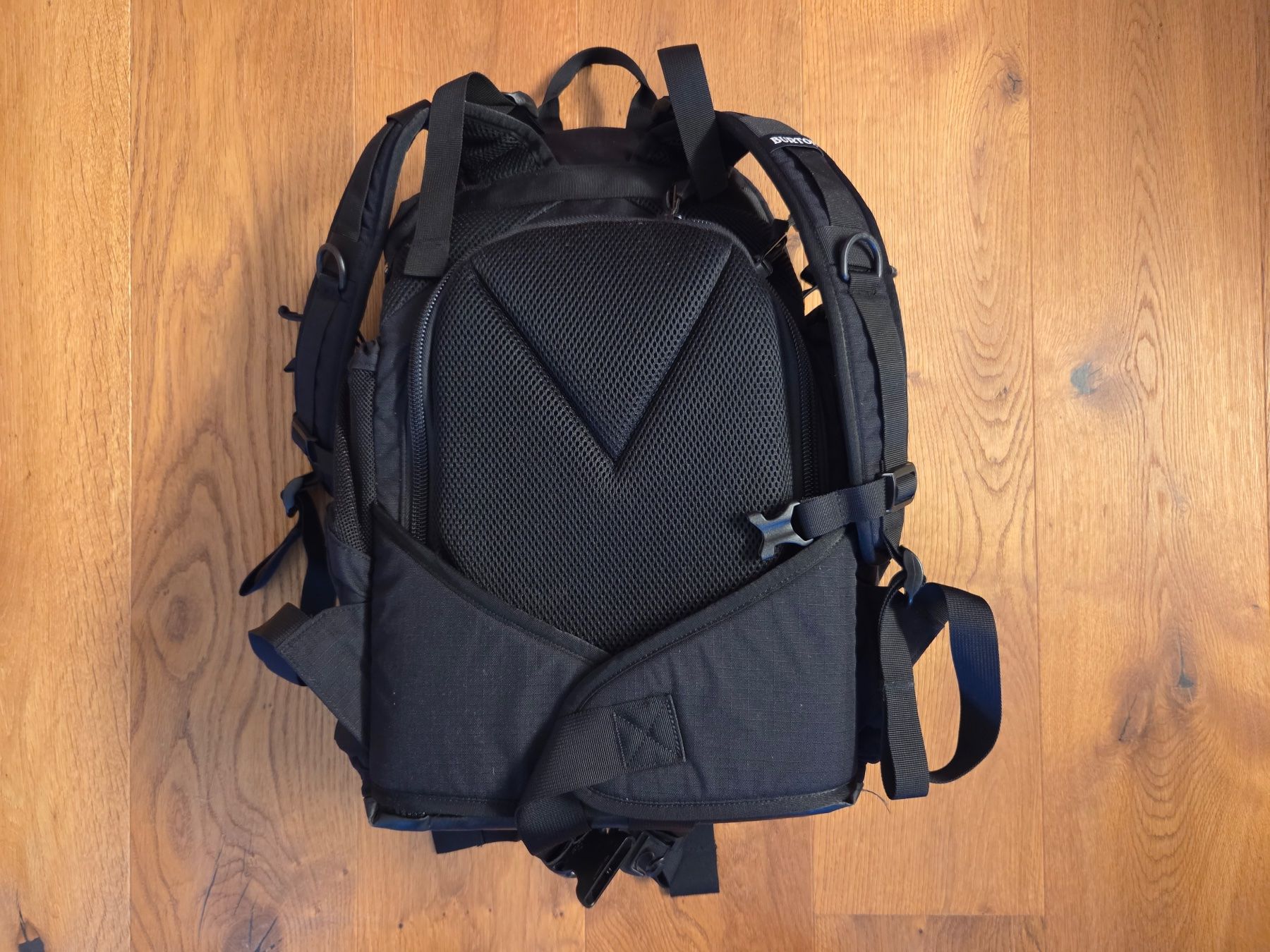 Burton Zaini: Burton Camera Backpack / Fotorucksack – Usato da Rupperswil venduto da Schlaumischlumpf 1