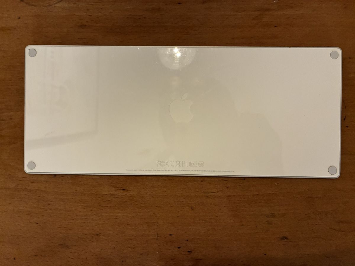 Apple Claviers: Apple Magic Keyboard – D'occasion à Zürich par stnimmerlein 1