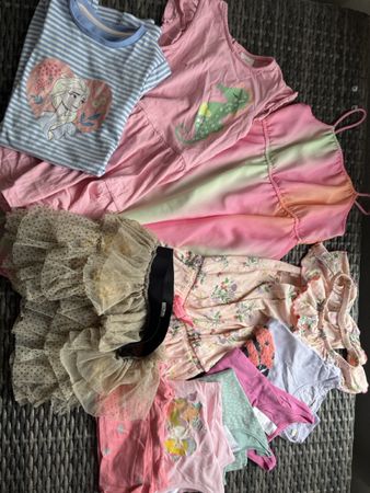 Kinderkleiderpaket Mädchen Gr. 110/116 – 10 Teile 🌸