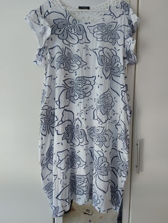 Sommerkleid Today Baumwolle weiss blau Blumenmuster