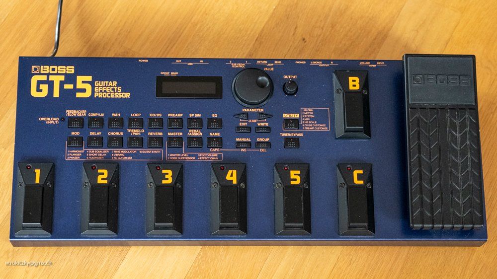 BOSS GT5 Guitar Effects Processor Kaufen auf Ricardo