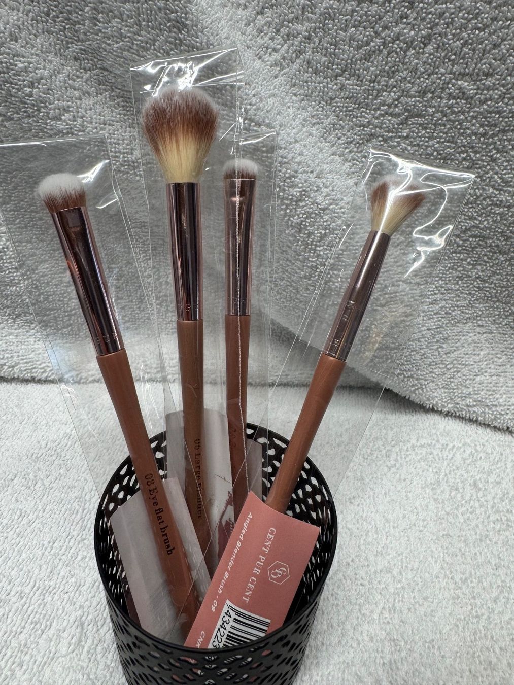 Make-up: Schminkpinsel von Cent pur Cent / NEU / Warenwert 96.- – Nuovo e nell'imballaggio originale da Zäziwil venduto da blackpearl