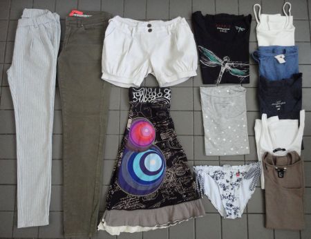 Kleiderpaket für Damen 12-tlg. Gr. S