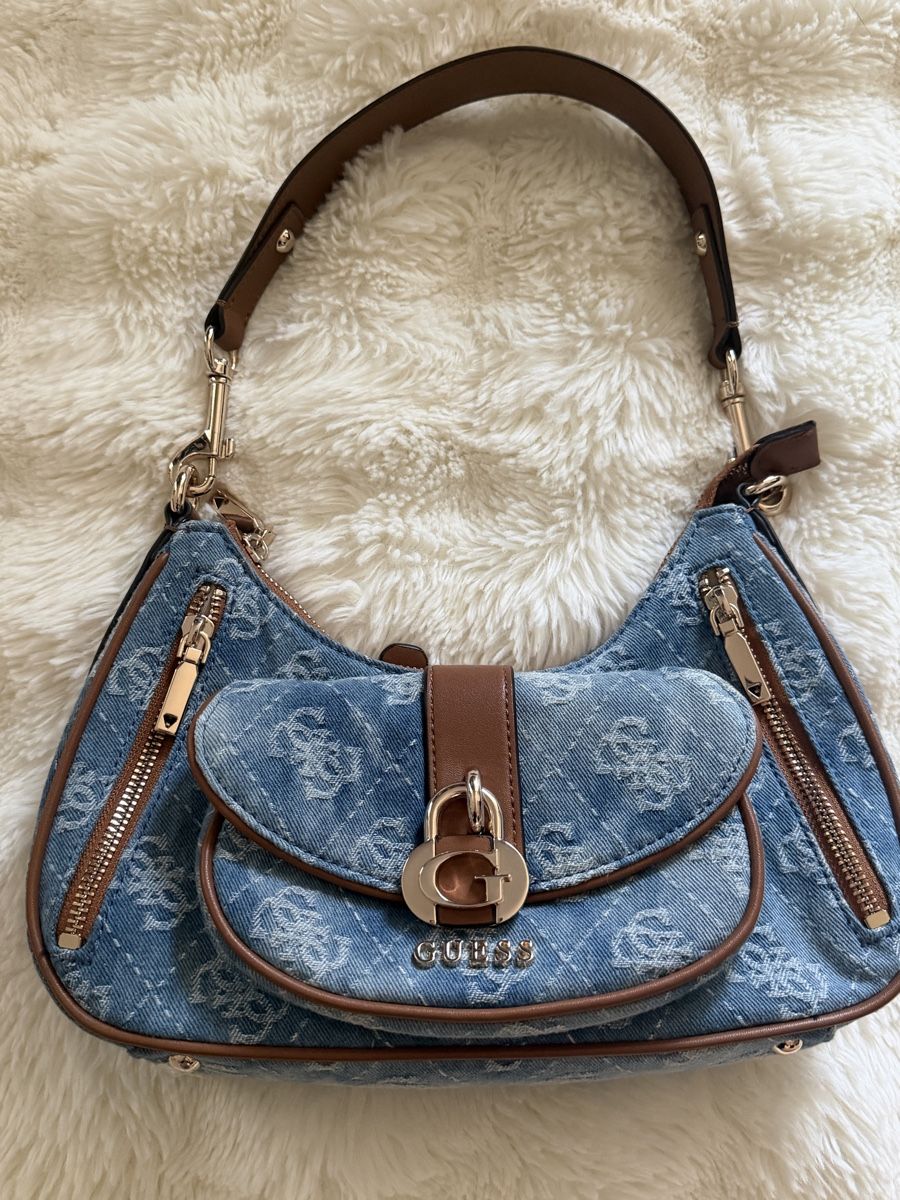 Guess Taschen für Damen: GUESS Denim Monogram Schultertasche – Neu (gemäss Beschreibung) aus Aarburg von manju2007 1