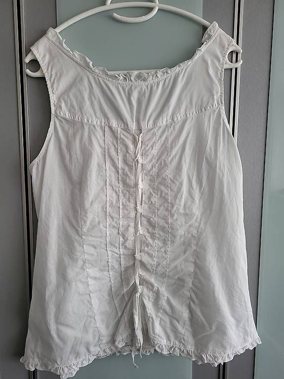 Top: Top weiss – Usato da Effretikon venduto da Zebra37 1
