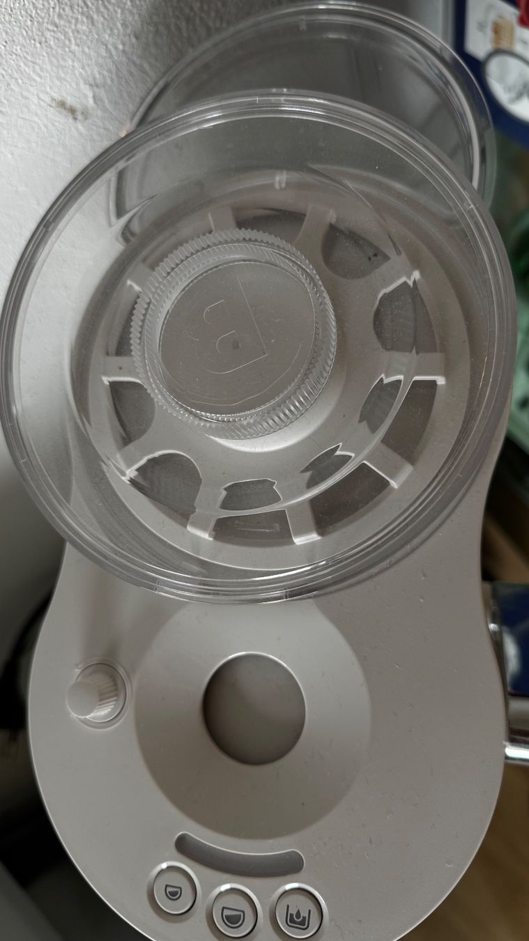 Coffee B Kaffeemaschinen & Espressomaschinen: CoffeeB Machine Globe white - excellent condition – Gebraucht aus Uetikon am See von kar_r6xq 3