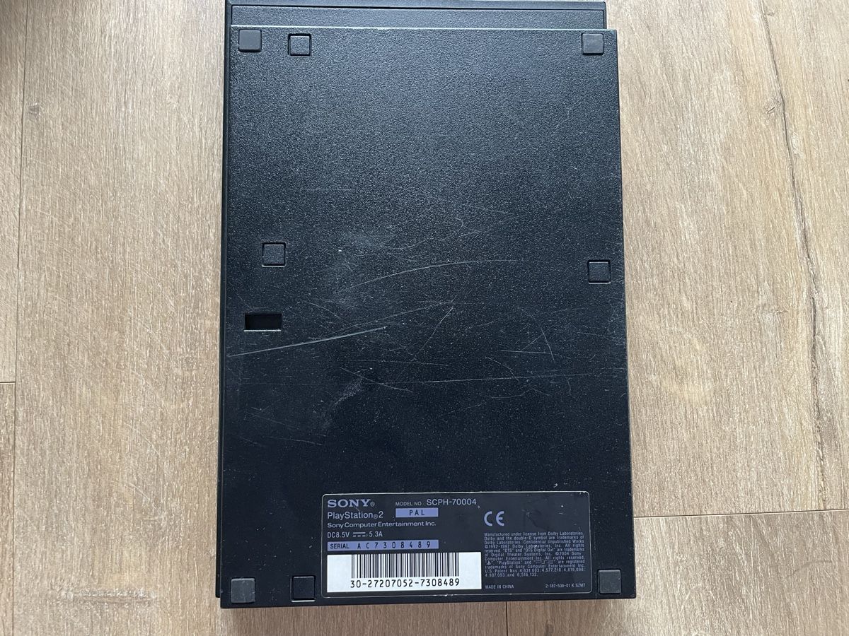 Sony Consoles: Playstation 2 Mini und Spiele – D'occasion à Leissigen par danyrichjr 3