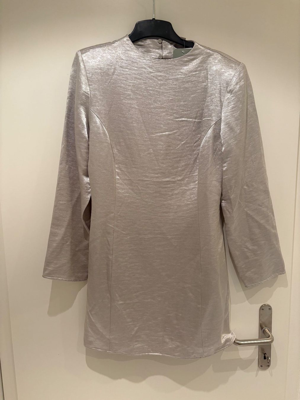 H&M Kleider: Dress - Size M - NEW with tag - metallic – Neu und originalverpackt aus Muzzano von Sidney_3