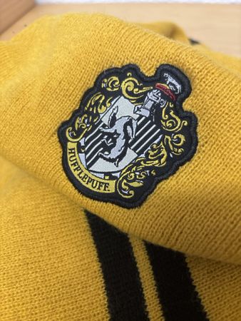 Harry Potter Hufflepuff Schal - Top Zustand für den Winter!