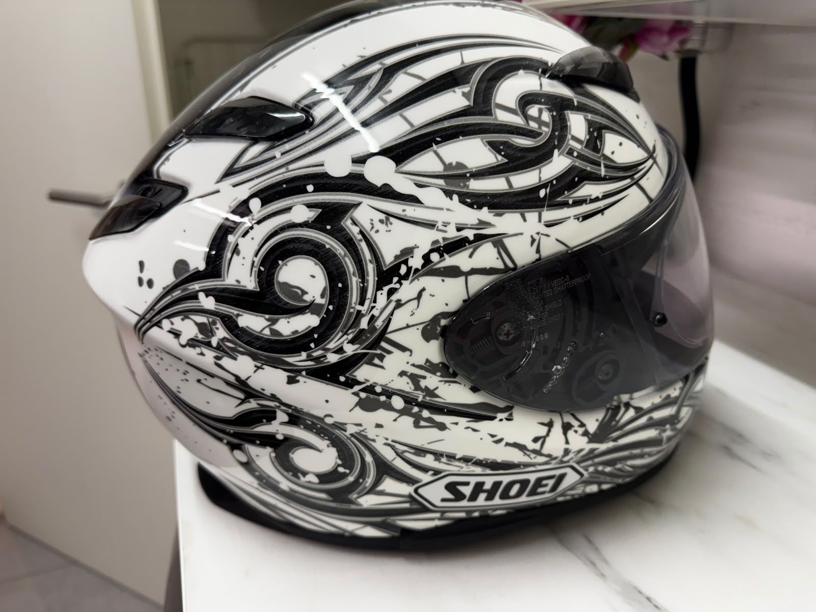 Shoei Caschi & visiere: SHOEI XR-1100 Models Hadron TC 6 – Usato da Oberuzwil venduto da Nellle 1