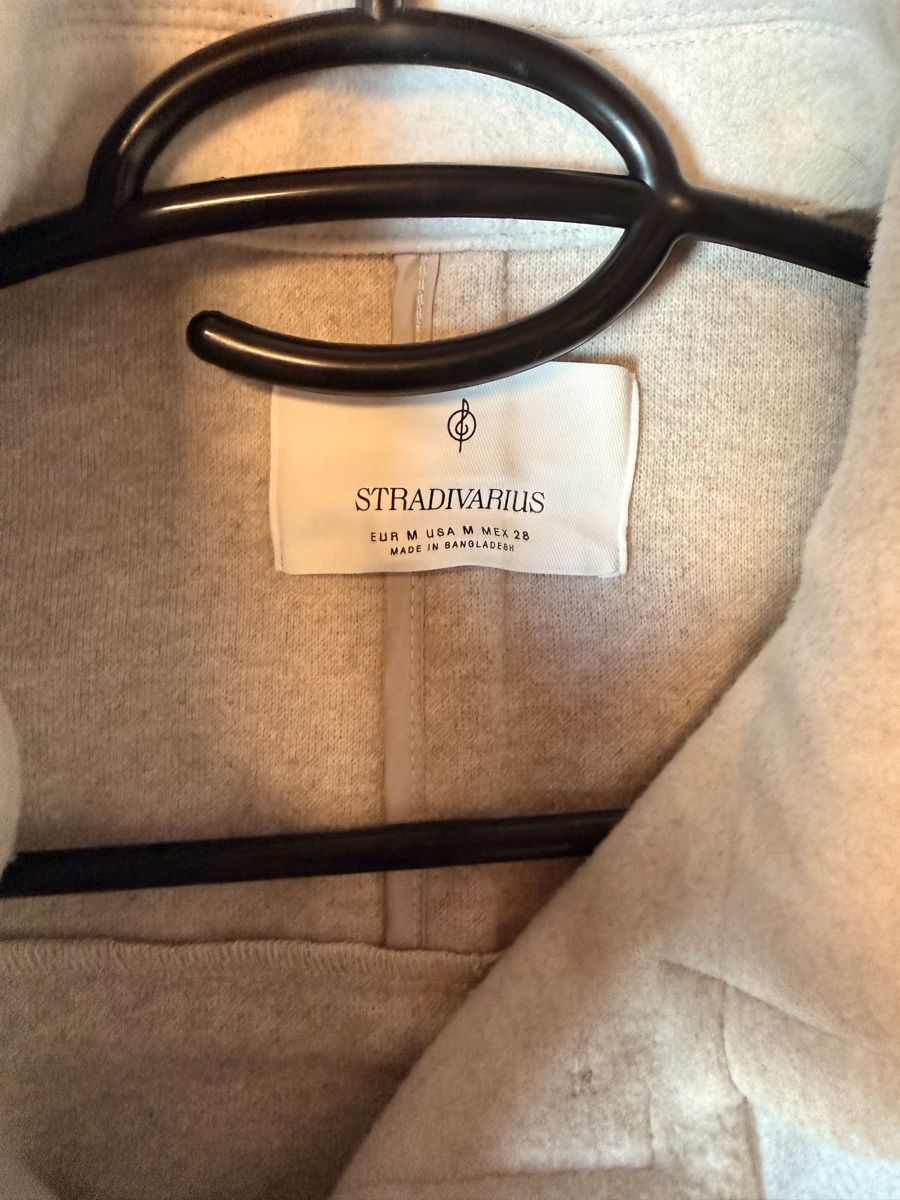 Stradivarius Giacche: Übergangsjacke Stradivarius – Usato da Uznach venduto da van_w57w 3
