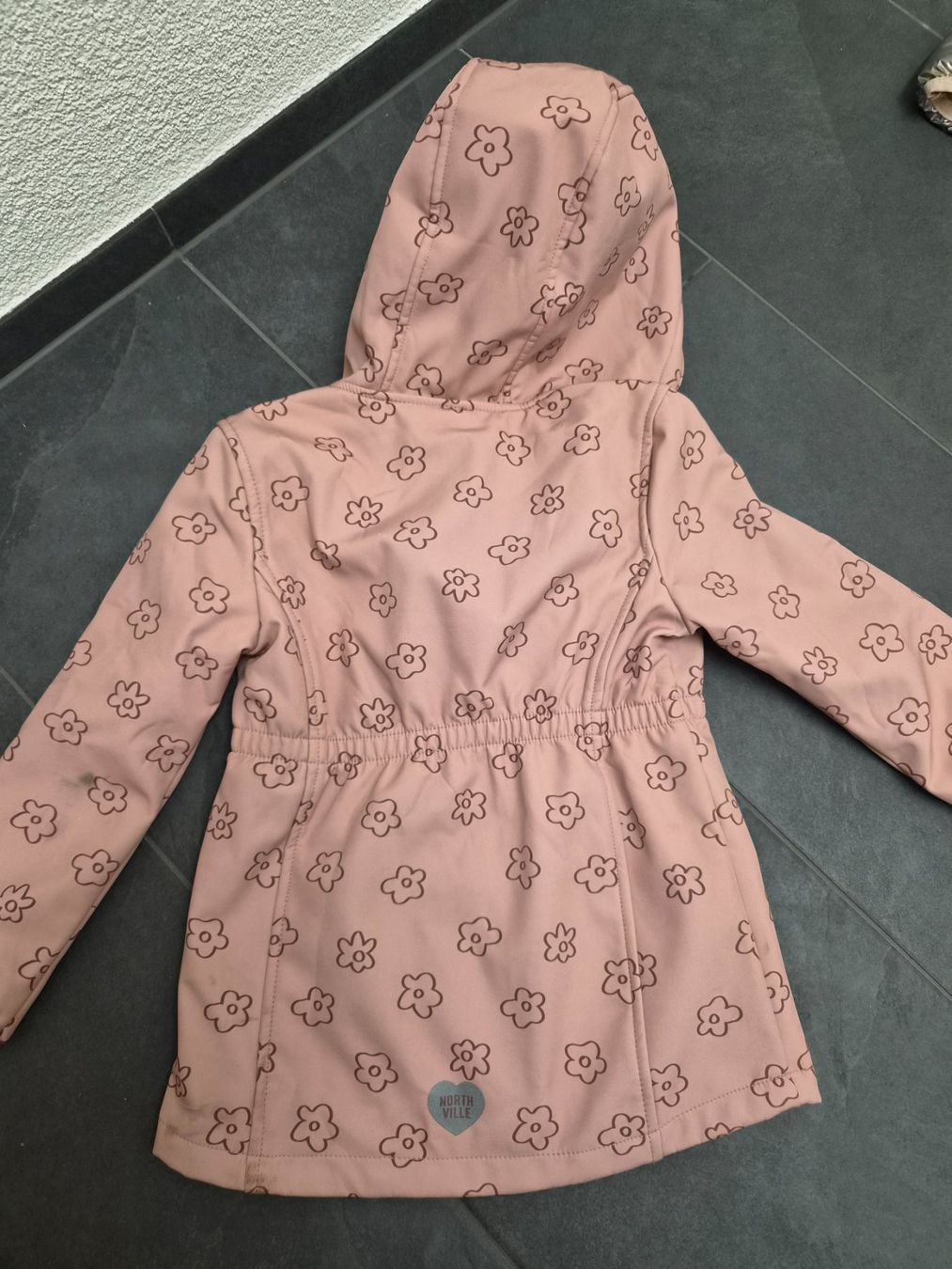 C&A Vestes & Manteaux: Softshelljacke von C&A, Gr. 122 – D'occasion à Basel par Misoppe 3