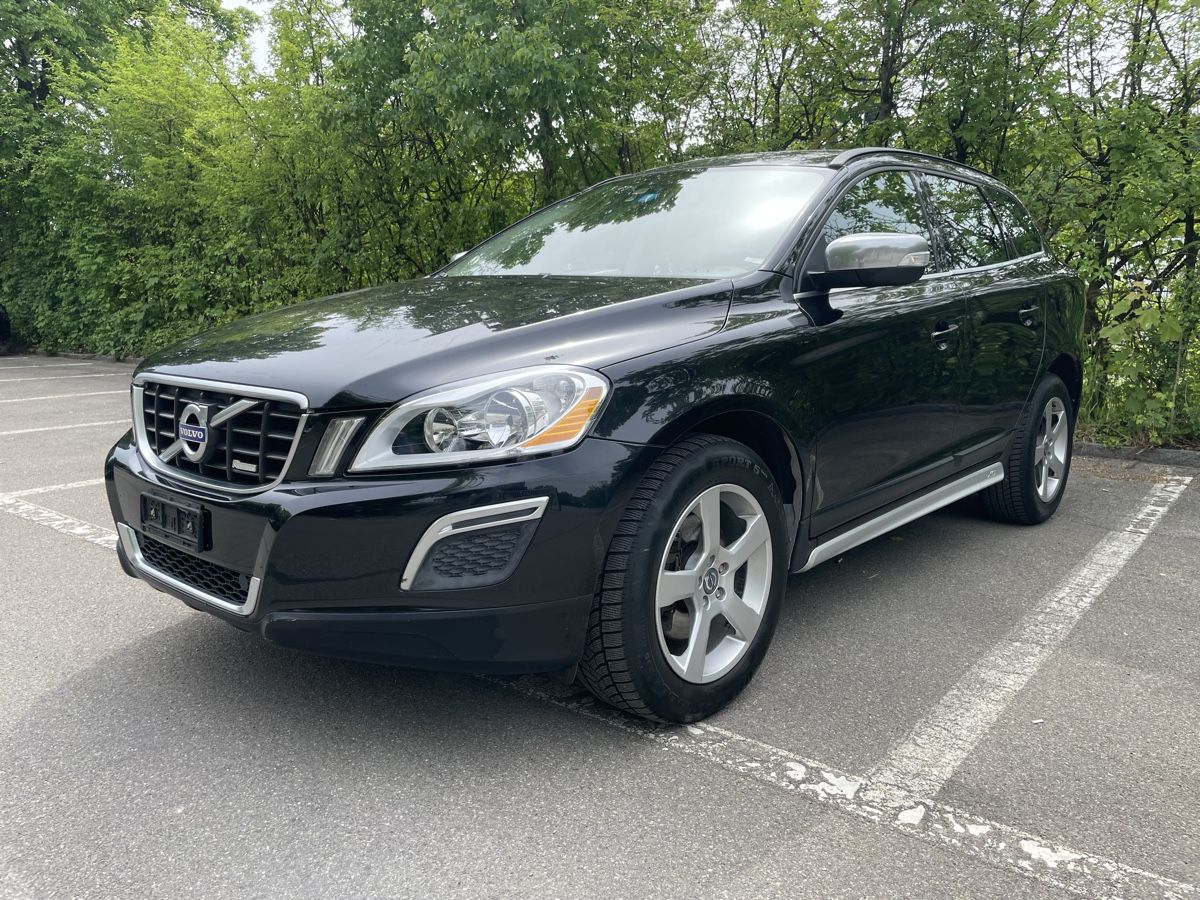 Volvo Automobili: Volvo XC60 D5 AWD – Usato da Effretikon venduto da Effi75 7