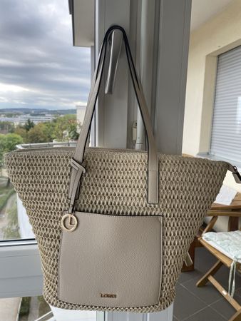 Handtasche
