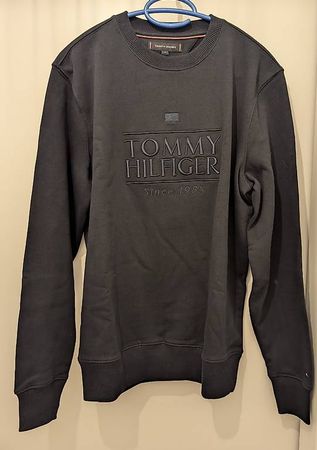 Sweatshirt Tommy Hilfiger noir  - S - Neuf avec étiquette