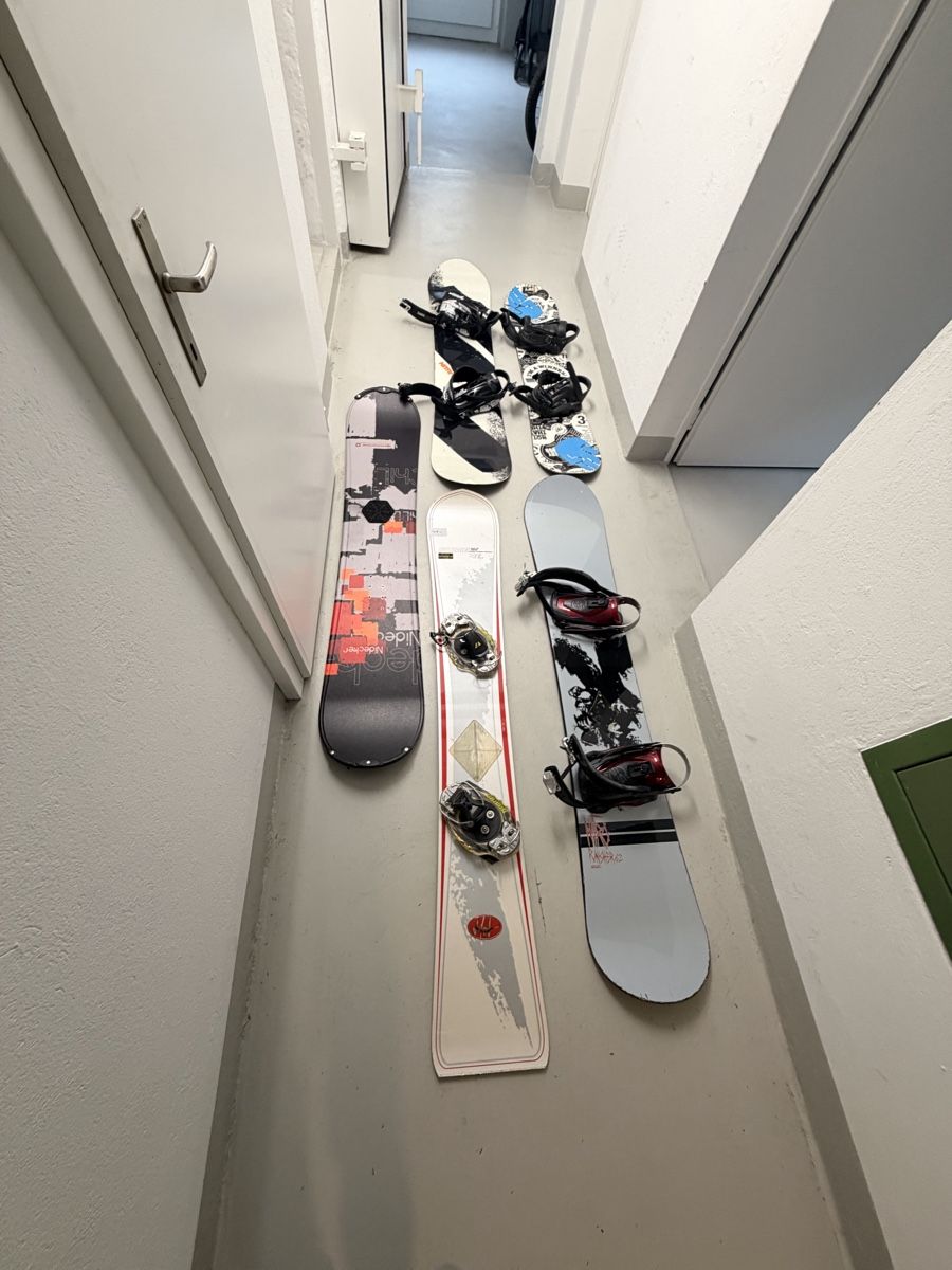 Board: 5 Snowboards with Bindings: Winter Fun Ready! – Usato da Fahrweid venduto da sil_8hy8 2
