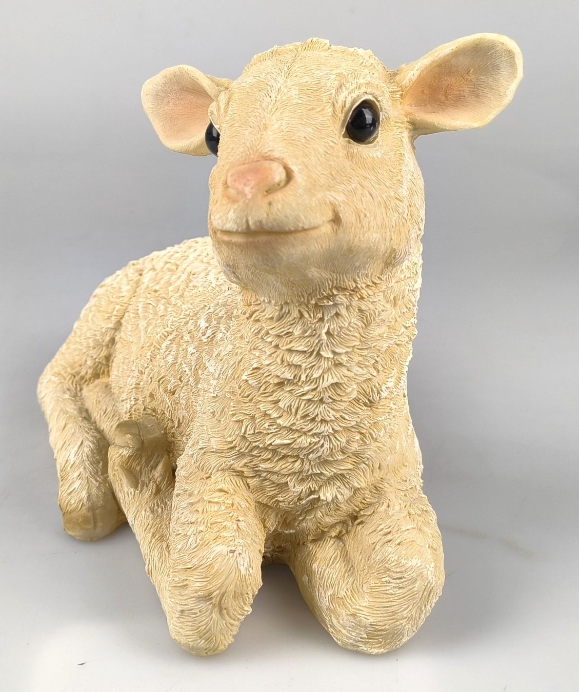 Figuren: Deko Lamm aus Kunststoff , Länge: 38 cm – Gebraucht aus Rüti ZH von Restwert_Rueti_ZH 1