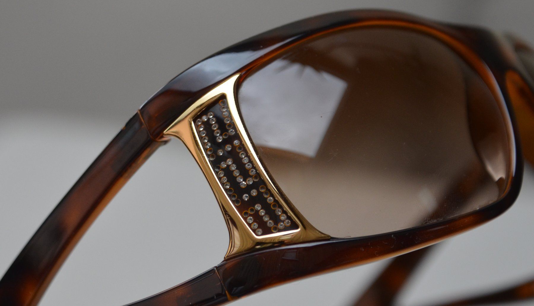 Versace Occhiali & Lenti: Versace 4135  Sonnenbrille / Lunettes de soleil – Usato da Collonges venduto da arashee 5