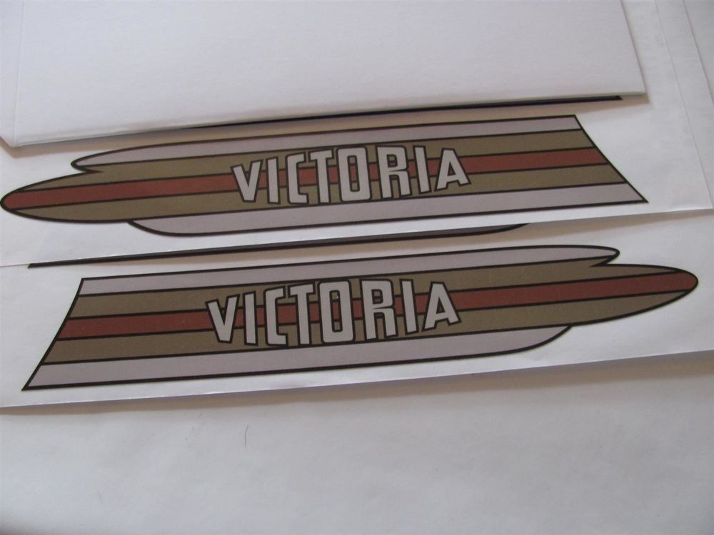 Sachs Mofa-Ersatzteile: PAAR Abziehbild Emblem Sachs Hercules Victoria Seitenschütze – Neu und originalverpackt aus Malters von monarkli